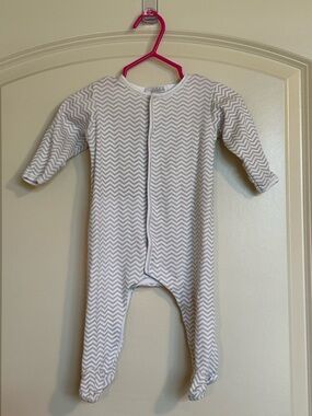 3M Magnolia Baby Chevron Footie